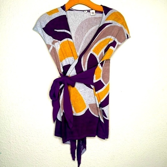 Anthro Moth Wrap Around Sleeveless Cardigan Sweater Lightweight Purple Yellow M - Picture 7 of 15